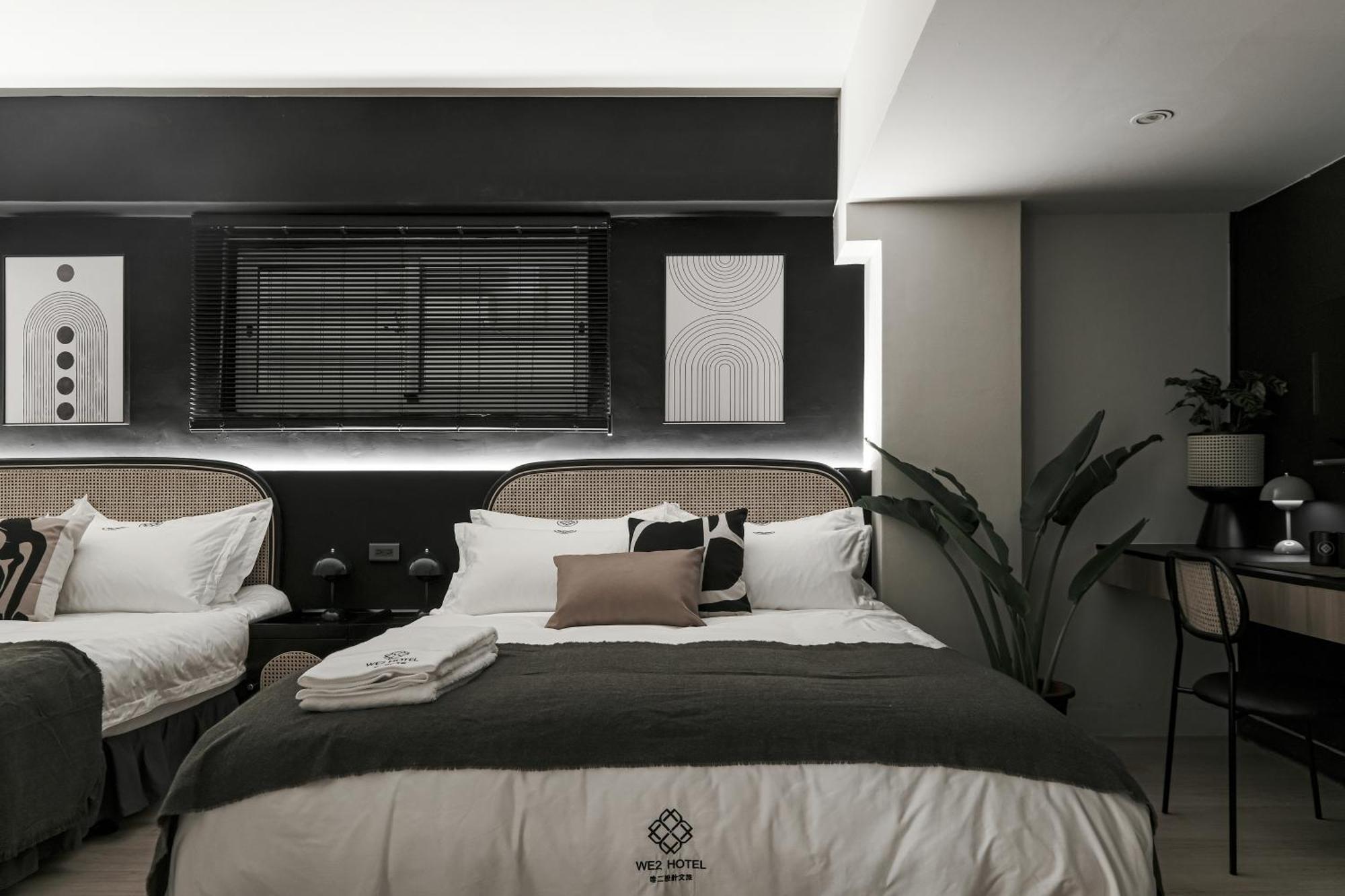 We2 Design Hotel Đài Trung Ngoại thất bức ảnh